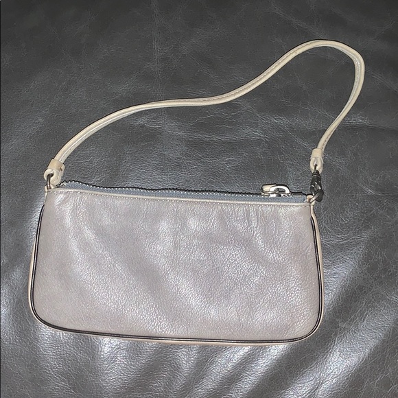 Michael Kors Clutch - Picture 2 of 9